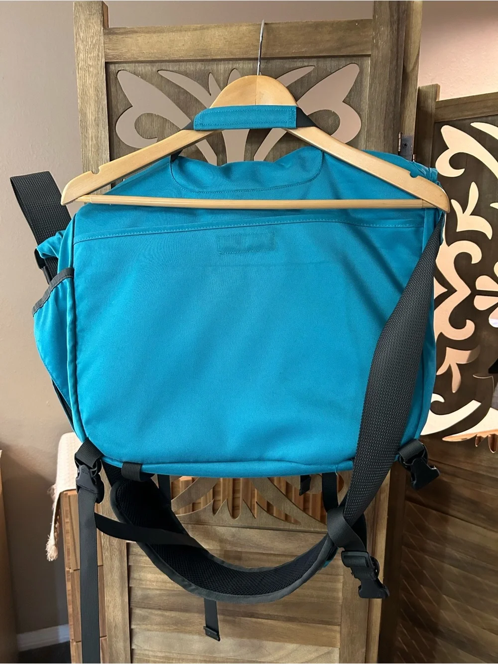 Patagonia Teal Messenger Bag with Reflective Trim